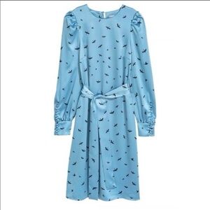 H&M Crane Bird Patterned Midi Dress with Buttoned Cuffs